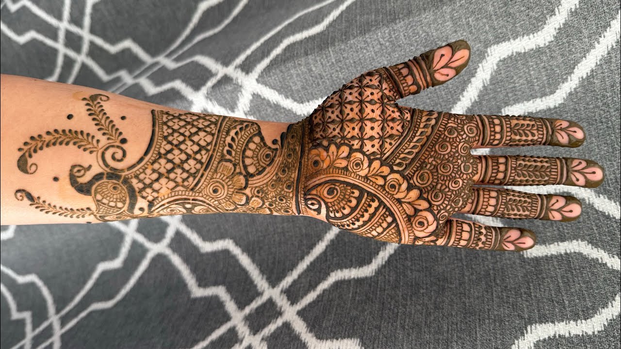 Front Hand Peacock Bridal Henna Design 👰🦚 | Stunning Wedding Mehndi |  Bridal Mehndi with Peacock
