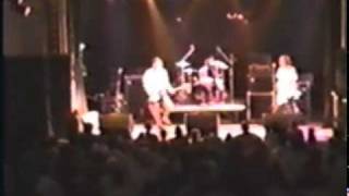 01 - blink-182 - Touchdown Boy live at Warped Tour '96 [Detroit] Net Worth