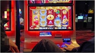 【上】老虎机，最高RM176！😲而且还是玩玩而已，中国友人展现财力与财神爷机台较量，赌场，slot game screenshot 5