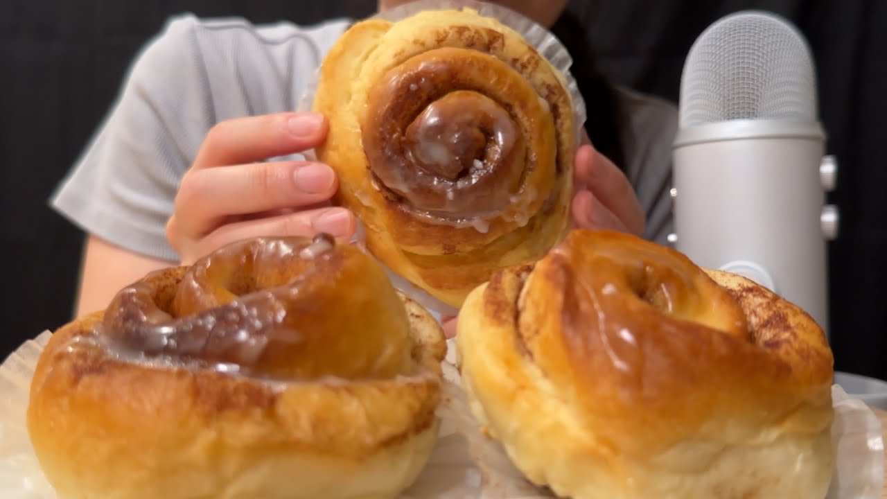 【ASMR】シナモンロールを食べる【咀嚼音】