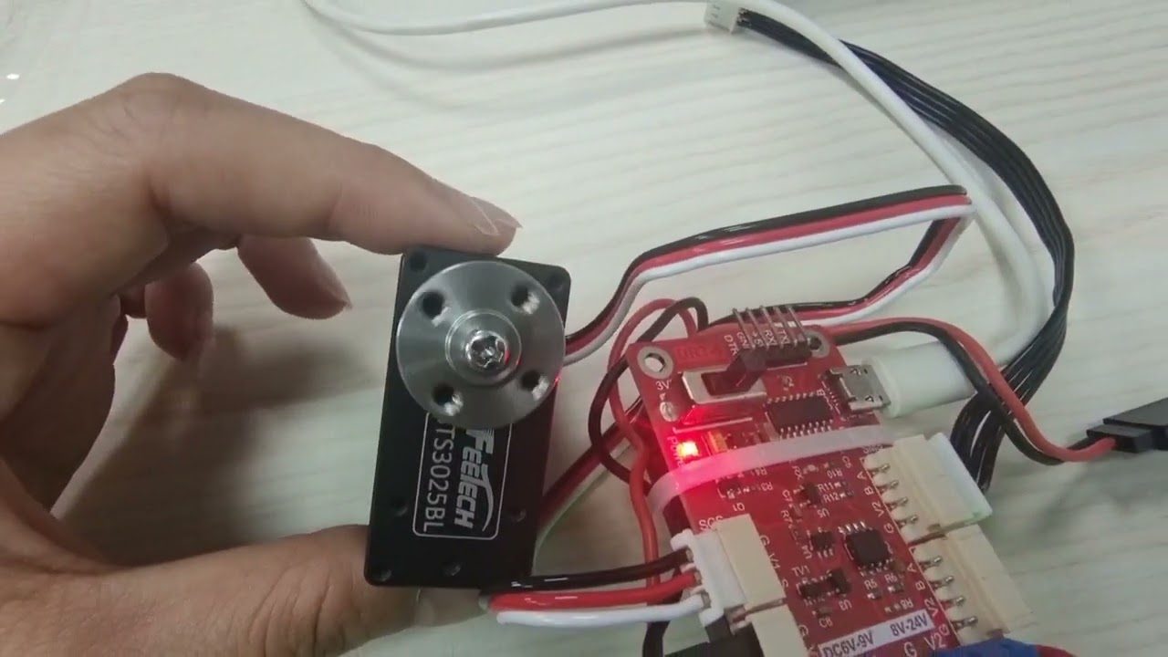 TTL communication serial bus servo 360 degrees continuous motor mode