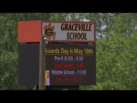 Parents fear Graceville School shutting down