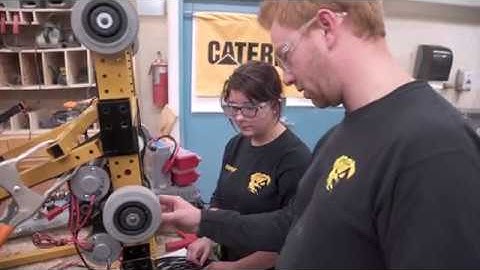 Caterpillar-sponsored FIRST Robotics Teams Compete in Engineering Challenge