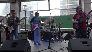 Golden Motor Hounds cover "Day Tripper" by The Beatles