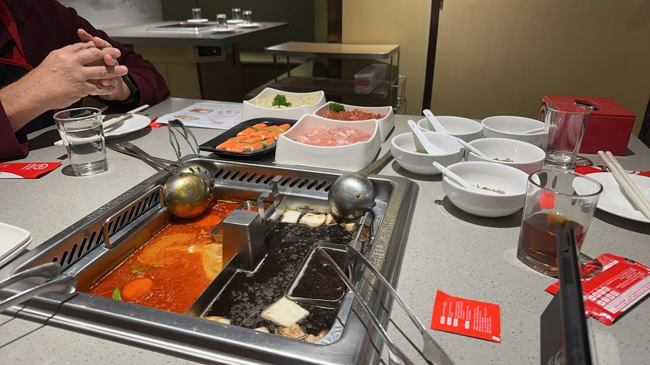 Dinner at Dubai Mall China Town 🤯🫵🛎💟  