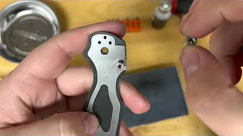 How To: Maintain and Disassemble The Spyderco PM2