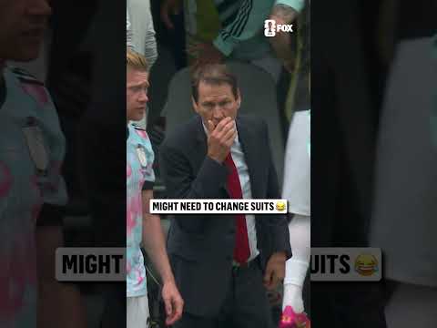 Rudi Garcia got SOAKED during the hydration break