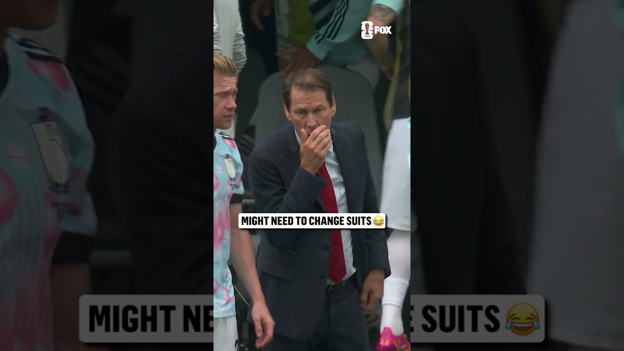 Rudi Garcia got SOAKED during the hydration break