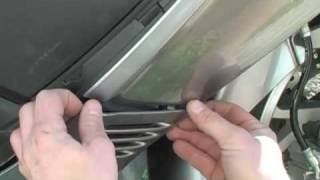 07 + Suzuki Burgman 400 Right Side Leg Shield Cover Removal | MicBergsma 07 Suzuki Burgman 400 Side Box Trim Removal Installation Micbergsma