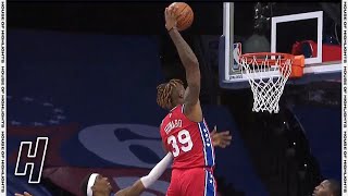 Dwight Howard Takes Flight \& Throws It Down Hard - Mavericks vs 76ers | February 25, 2021