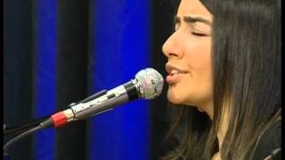 ÖZGE ÇAM- ŞAŞKIN YARİM Resimi