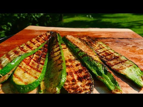 Video: Yuav Ua Li Cas Ua Noj Crispy Marinated Zucchini Rau Lub Caij Ntuj No