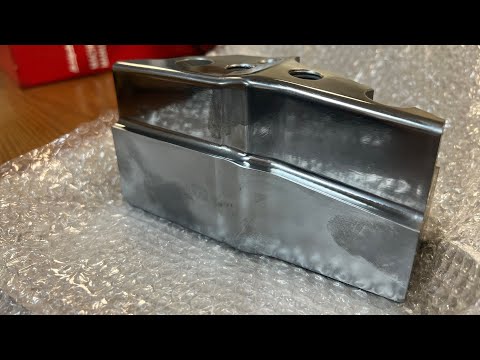 Skeleton to Solid Model