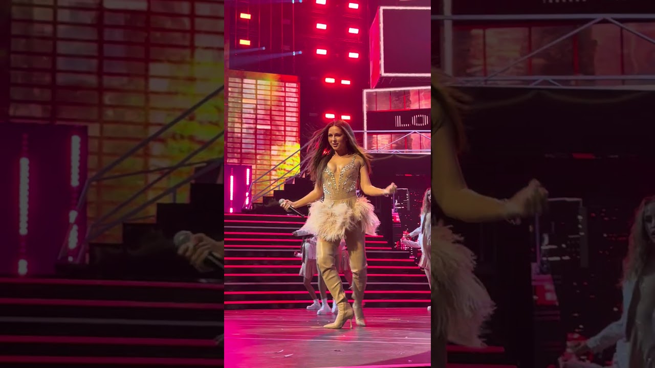 Nyusha / Нюша - Цунами (BIG LOVE SHOW 2026, Москва)