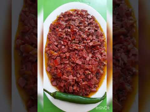 الذ فطور سنيوره مع بندوره