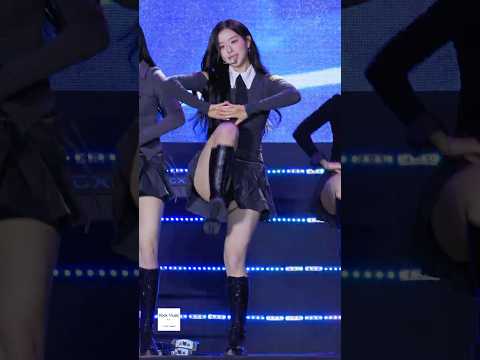 트리플에스 김채연 Rising #tripleS #KimChaeYeon #419혁명국민문화제