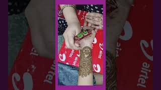 लोकप्रिय मेहंदी डिजाइन 👌| Mehndi shorts | latest design # shorts