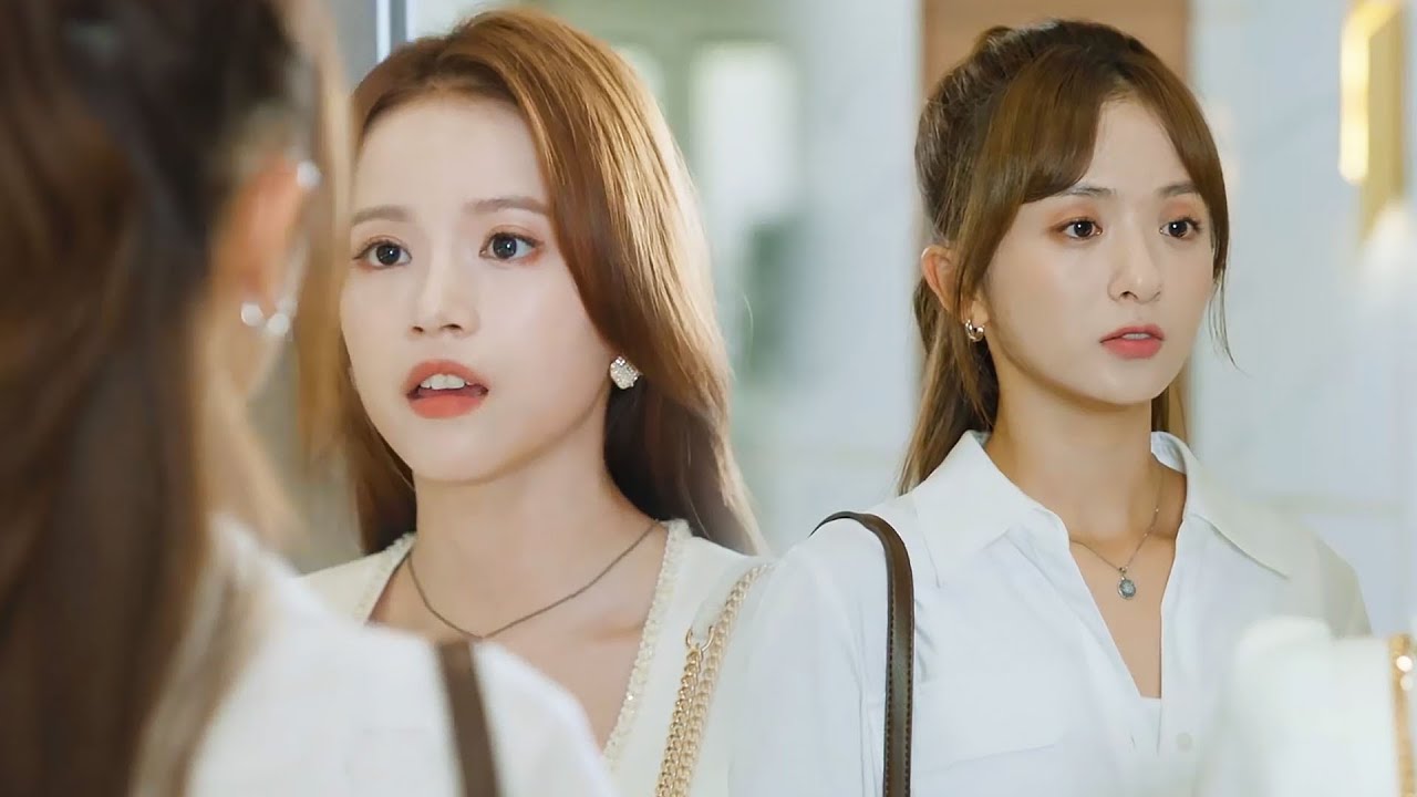 Парень пропал на ночь. «Золушка» с утра видит у его двери соперницу!