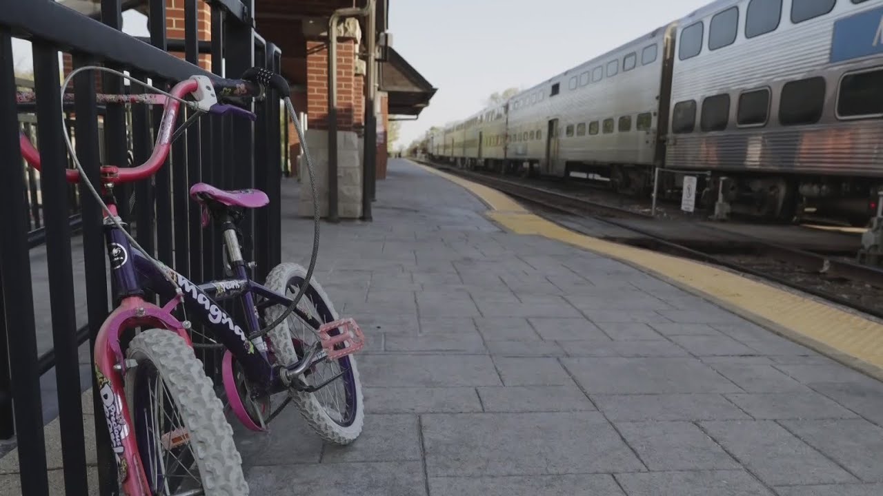 Metra to permanently allow bikes on all trains starting Feb. 1 YouTube