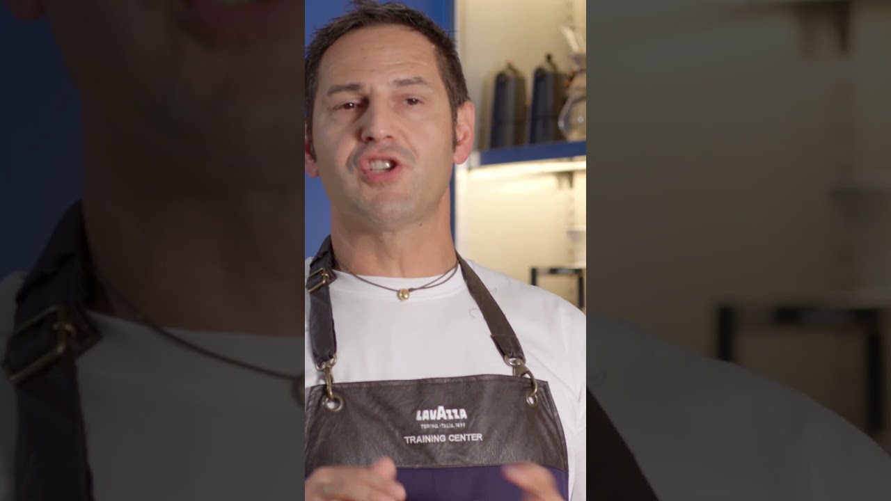 Come si fa il classico Bicerin torinese? Scopri i segreti del caffè con Lavazza su Acadèmia.tv