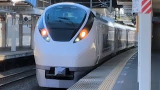 E657系K14編成が特急ひたち15号いわき行きとしてひたち野うしく駅3番線を通過するシーン(2026.1.25.14:34)