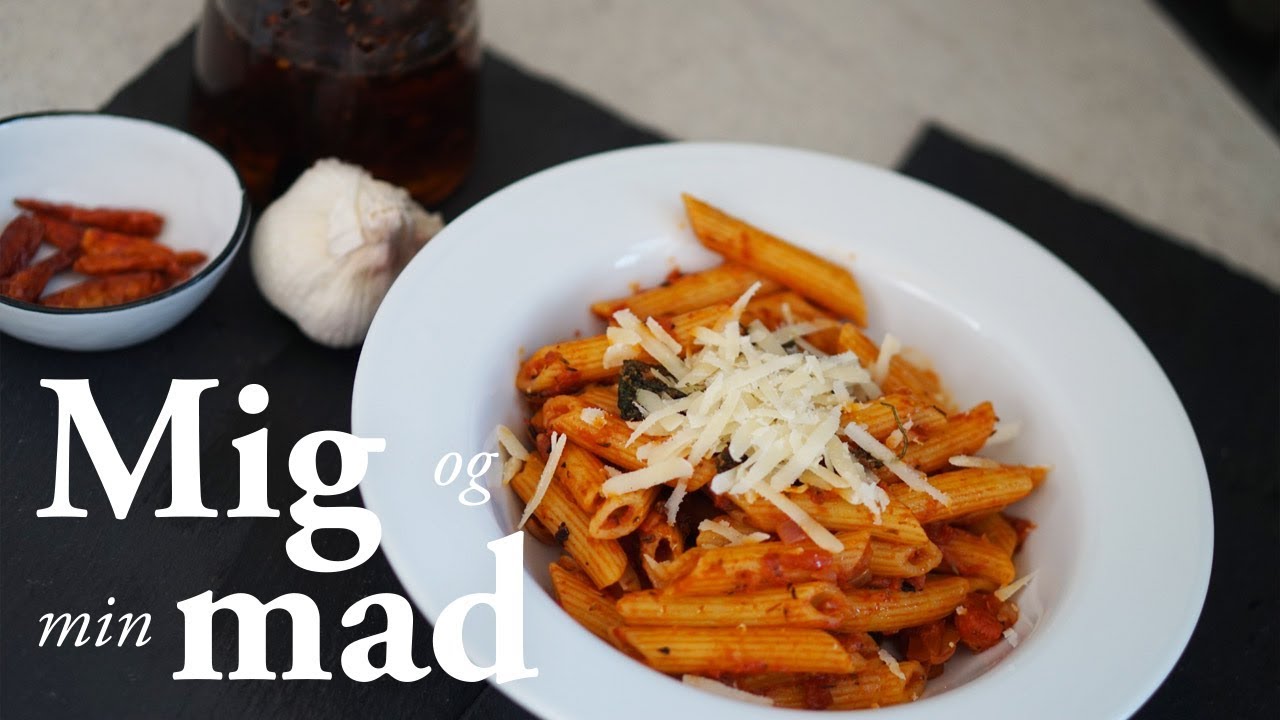 Traditionel italiensk penne arrabiata | Stonemuse