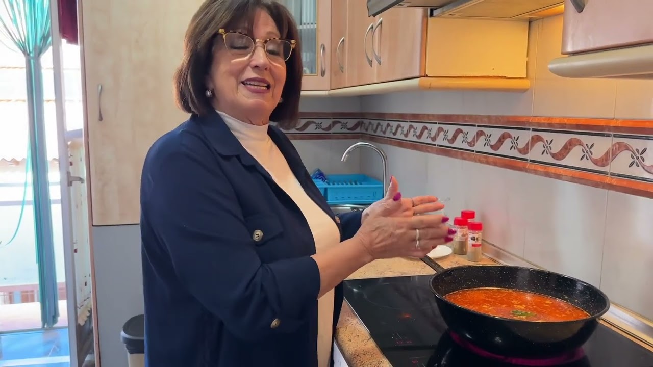 Patatas con caldillo, receta centenaria manchega.￼