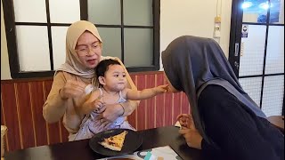 WOW FOTO MAUDA ADA DI BALEHO STTR !! KAIA RAMAH SEKALI SETIAP KETEMU ORANG DISAPA 