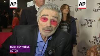 Burt Reynolds makes rare public appearance