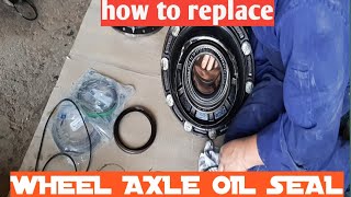 MAN TGA,changing wheel hub reduction axel oil seal.