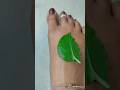 Very Easy And Beautiful Leaf Mehndi Design 🌿#youtubeshorts #youtubeshorts #mehndi #henna #viral 🌿❣️🍃