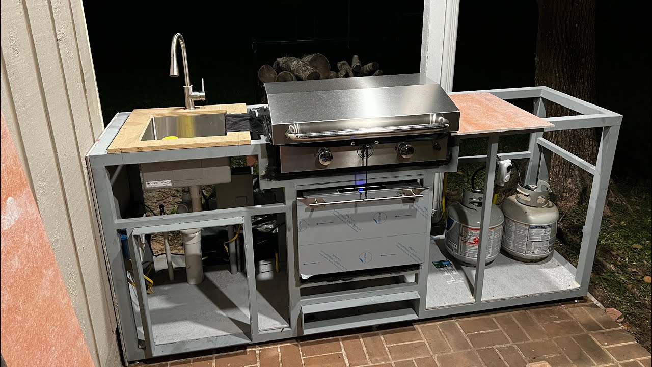 Outdoor Kitchen Part 4 Welding, Painting, Plumbing, Electrical, Gas