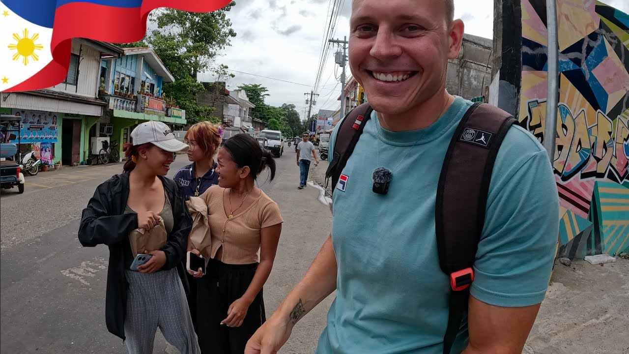 🇵🇭 Exploring Bayawan — Locals Are Super Friendly!