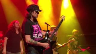 Video thumbnail of "Phil Campbell's All starr band - Tilburg - heroes"