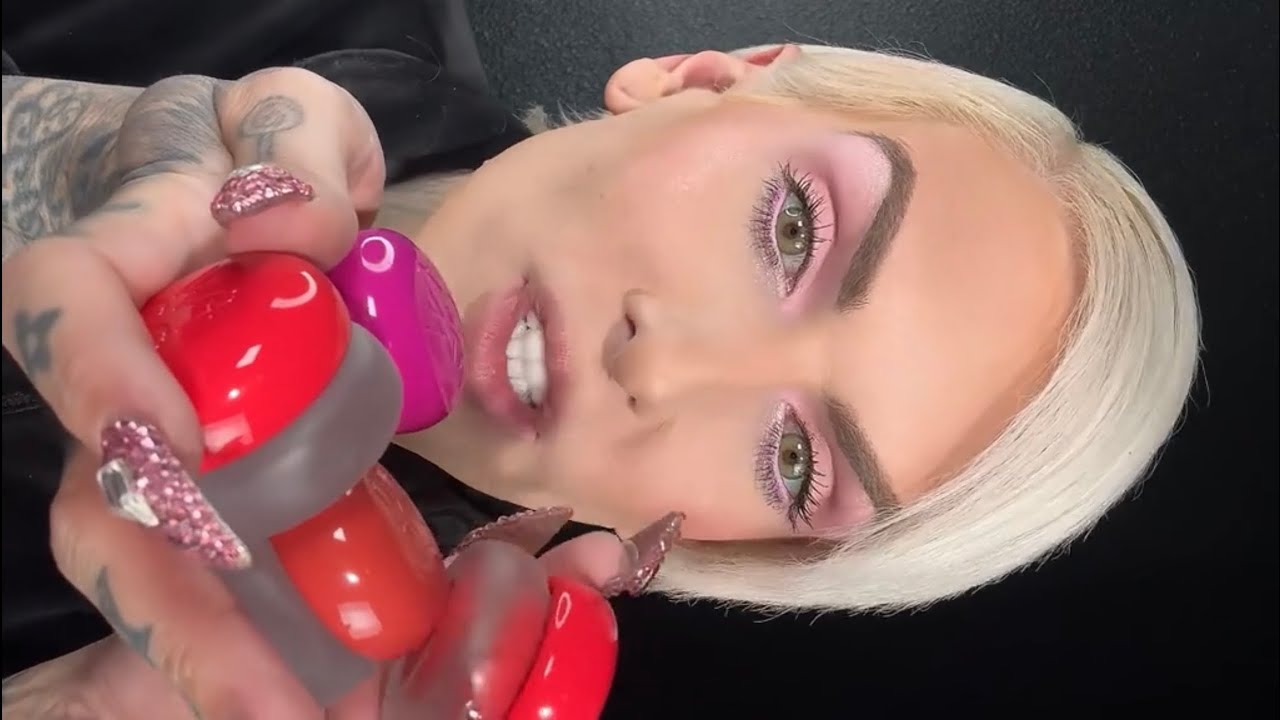 Jeffree Star Reviews Korean Blurring Lip Pot | Instagram Story