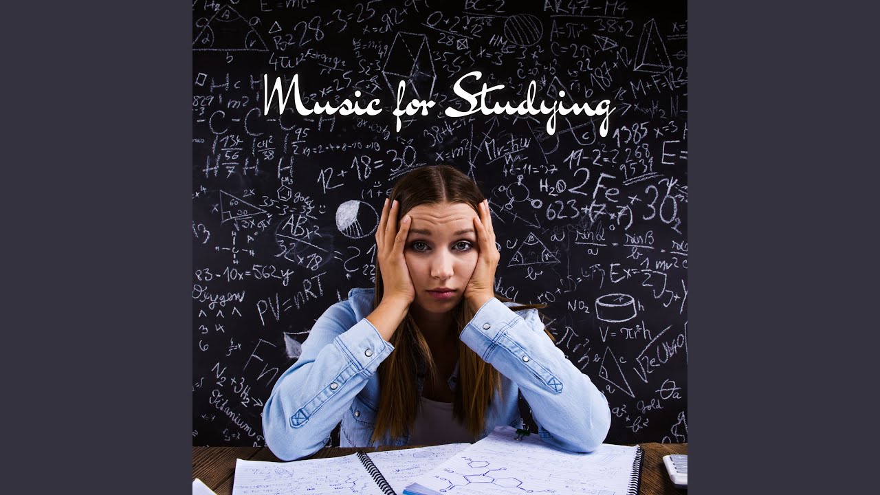 девушка учит русскому языку. девушка с учебниками. э. девушка учит русскому языку. девушка учит русскому языку.