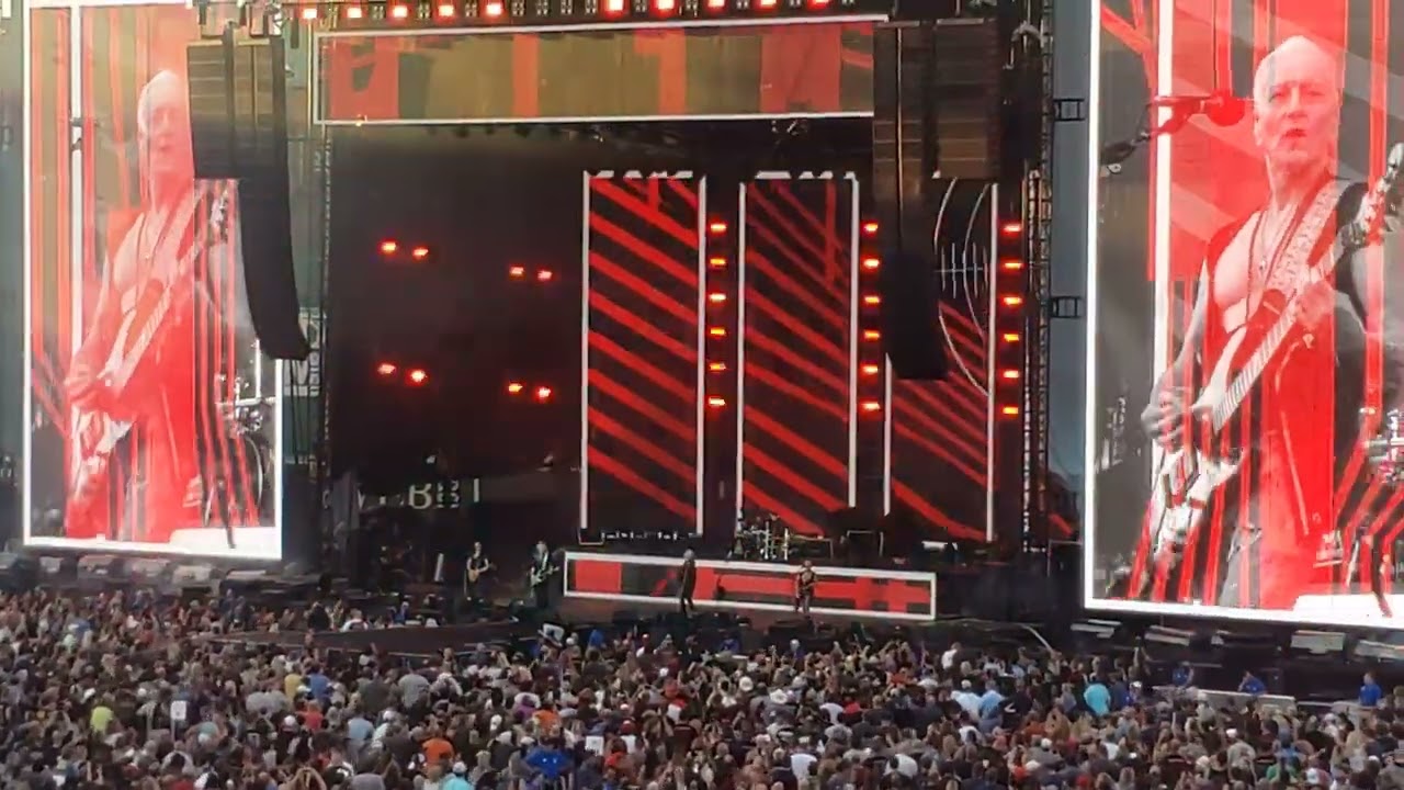 Def Leppard (Foolin') Boston Fenway Park 8/5/22 