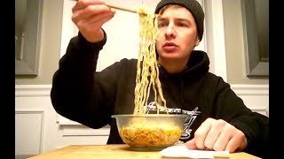 Tempura Udon Noodle Soup Review - Nongshim