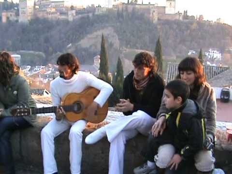 Adrian, flamenco en la Alhambra de Granada, Navida...