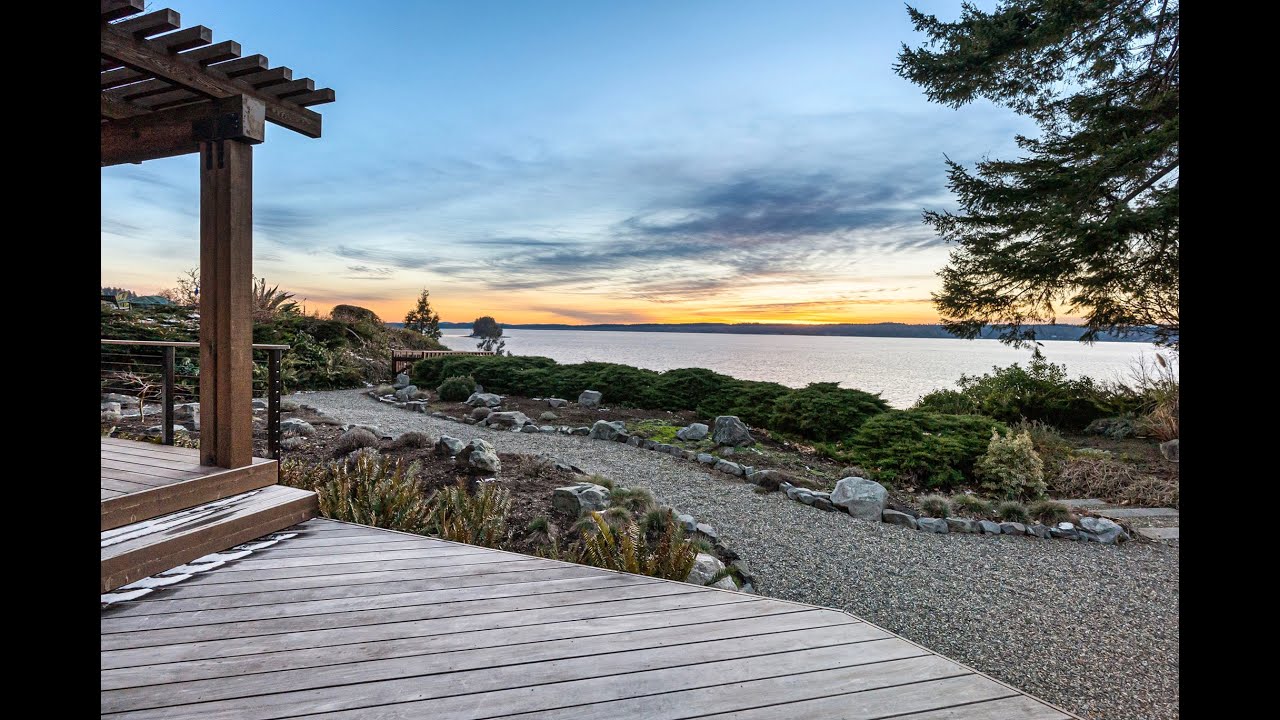 Waterfront Home For Sale at 65 Raft Island Dr NW, Gig Harbor WA 98335