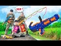 Battle Nerf War: Anglers go fishing Nerf Guns BOW BATTLE