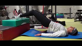 Exercice de renforcement musculaire des ischios  : Le défi d' Hassan Chahdi ! by Hassan Chahdi TV 13,690 views 4 years ago 2 minutes, 8 seconds