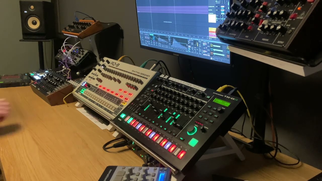 MKZN – Hammerphase | Raw Techno Jam