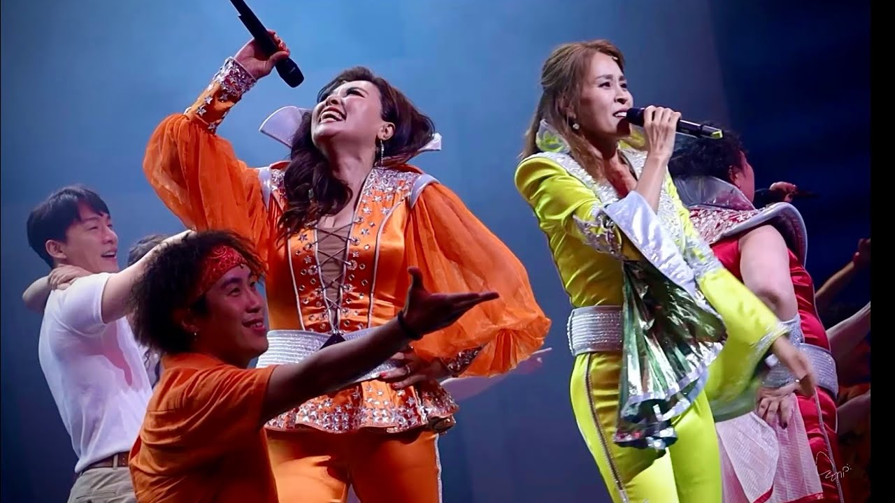 230523 뮤지컬 맘마미아 커튼콜 ‘Mamma Mia + Dancing Queen + Waterloo’ (최정원, 김환희, 홍지민, 박준면, 김정민, 민영기, 송일국, 김시영)