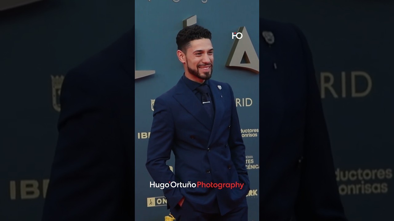✨ DANIEL MIGUELAÑEZ en los PREMIOS TALÍA 2025 🙌 🎭 ¡TALENTO PRESENTE en la alfombra roja en MADRID! 😎