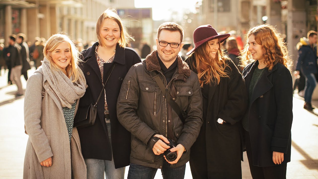 Viktor wanted to learn to photograph people on the streets - he made 10 shootings a day!