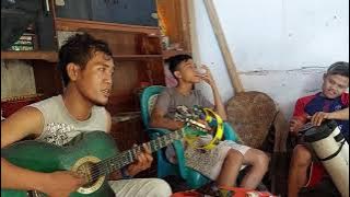 MENGEJAR BADAI pengamen jalanan jember