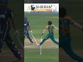 𝐀 𝐭𝐰𝐢𝐬𝐭 𝐢𝐧 𝐭𝐡𝐞 𝐭𝐚𝐥𝐞! The celebration is cut short as the wicket is overturned! 😱