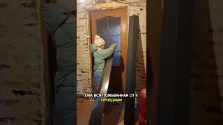Зашиваем в гостиной стены блок -хаусом#мынадаче#ремонт#дача#блок-хаус