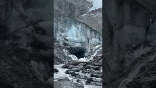 Worthington Glacier is one of the most easily accessible glaciers in Alaska.